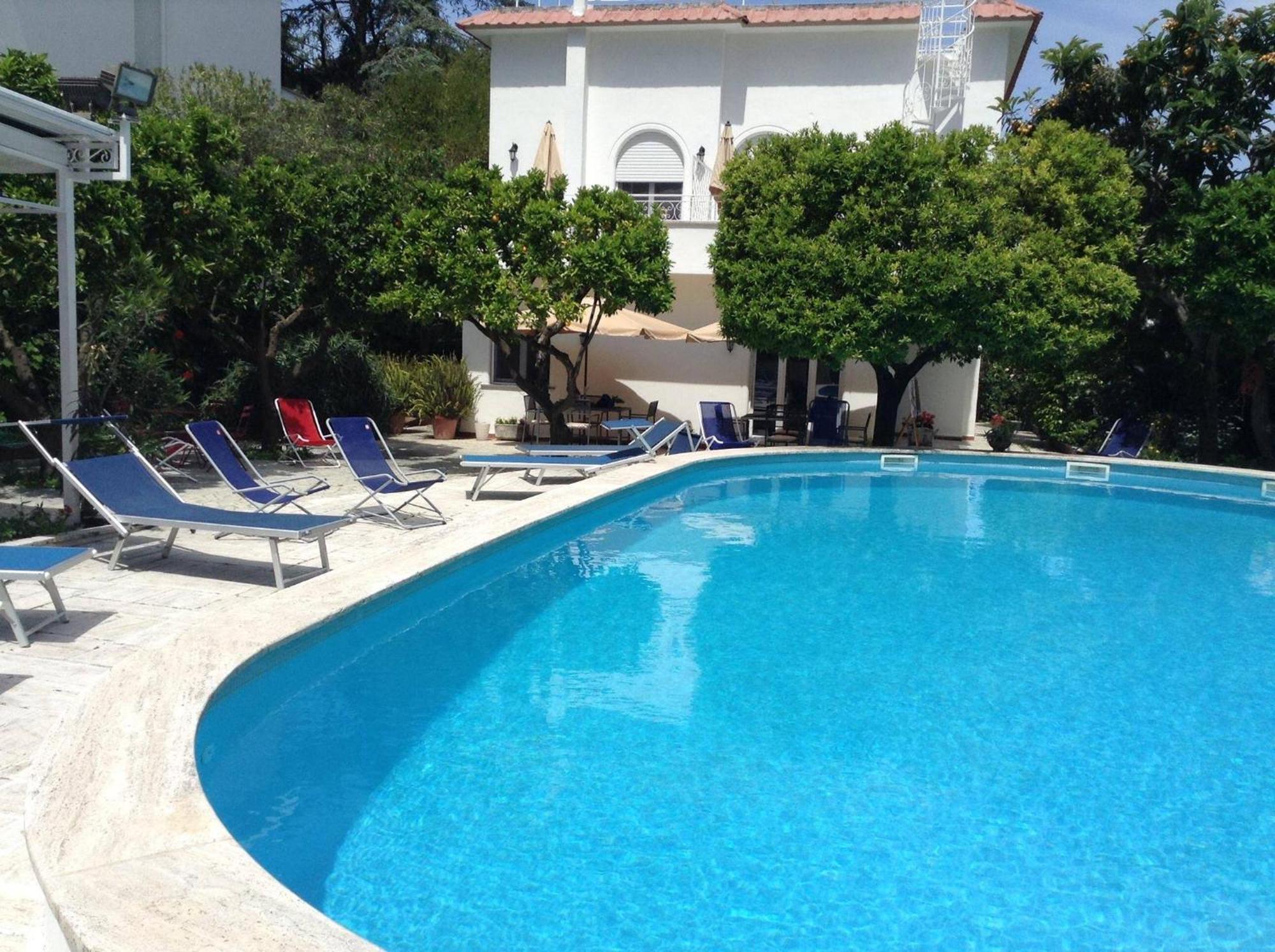 Villa Harmony Sorrento Meta Bagian luar foto